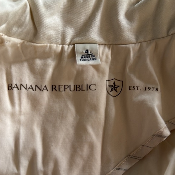 Banana Republic | Cream Blazer - Picture 7 of 8